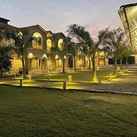 Gir Night Resort Сасан-Джір Екстер'єр фото